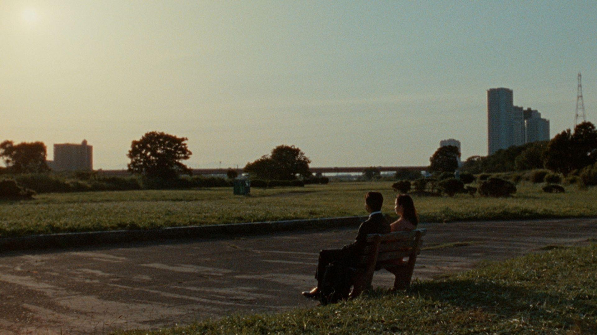 アット・ザ・ベンチ