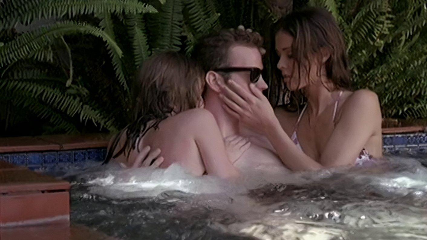 Emmanuelle 2000: Emmanuelle Pie