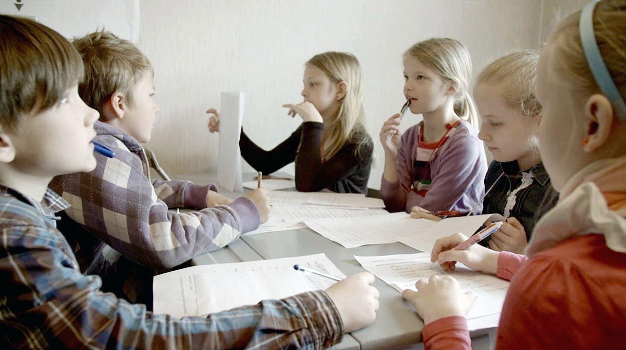 Domāt skola