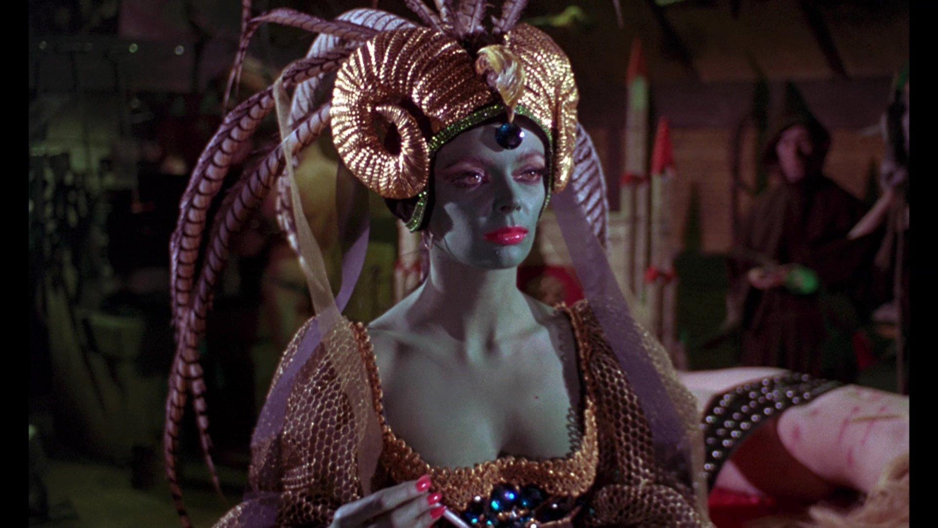 Klątwa karmazynowego ołtarza