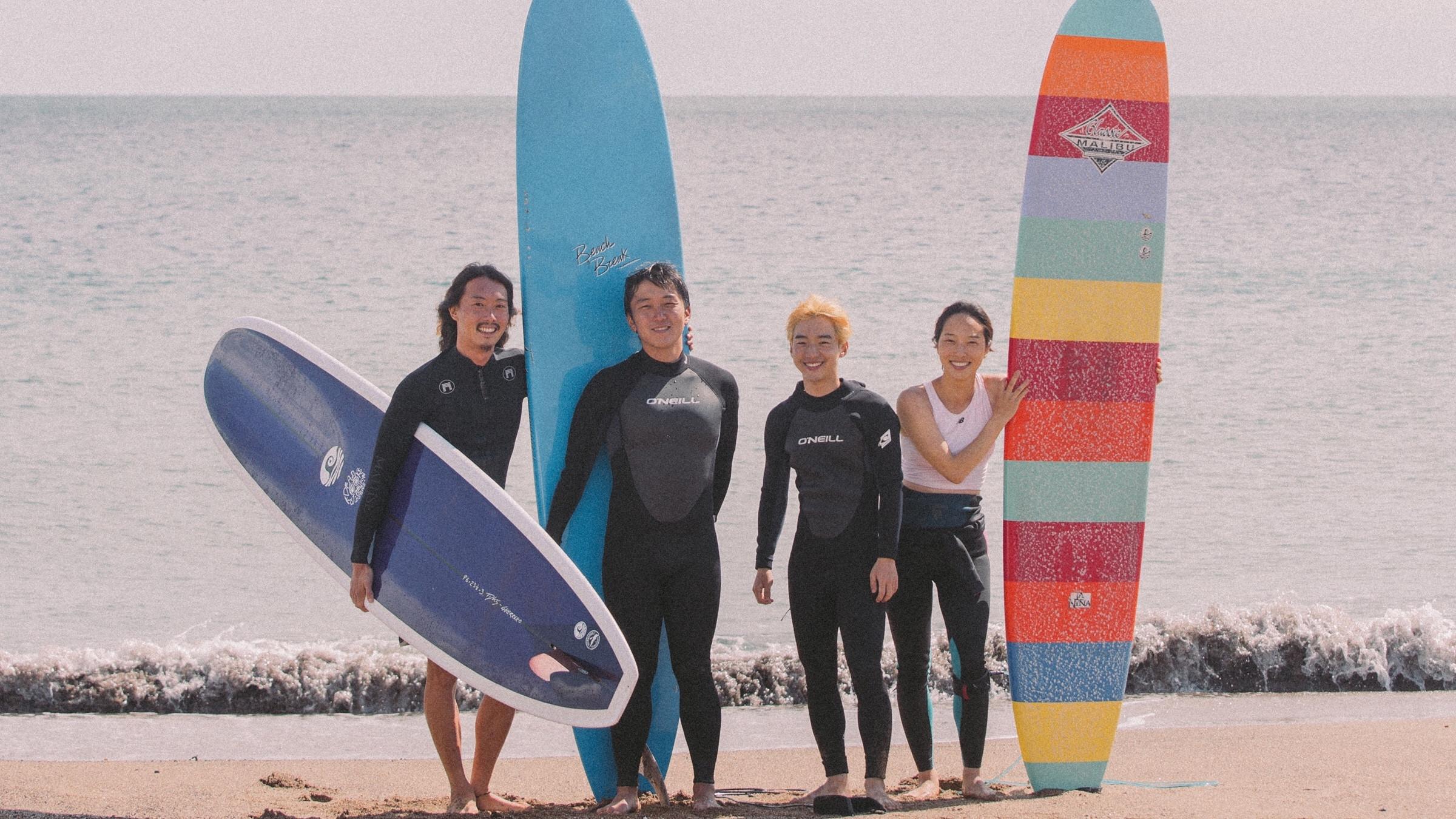 파도를 걷는 소년