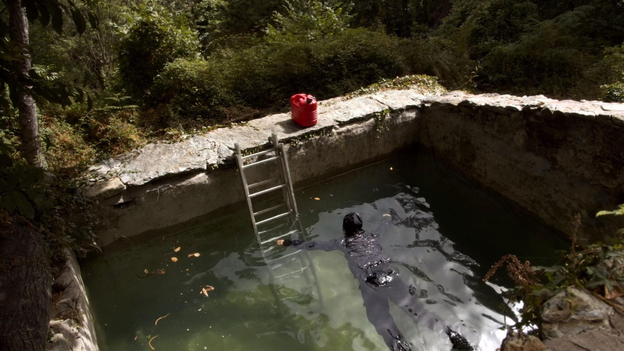 Il faut regarder le feu ou brûler dedans