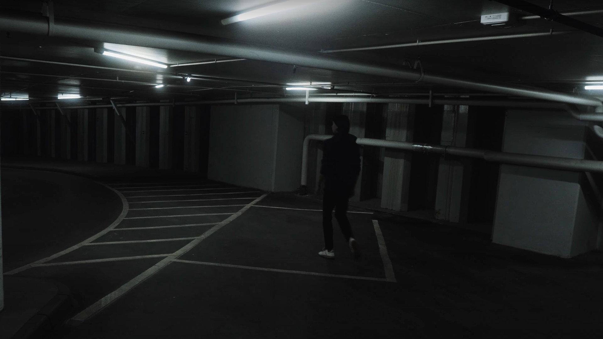 KNEGG: PENUS-SAGAEN