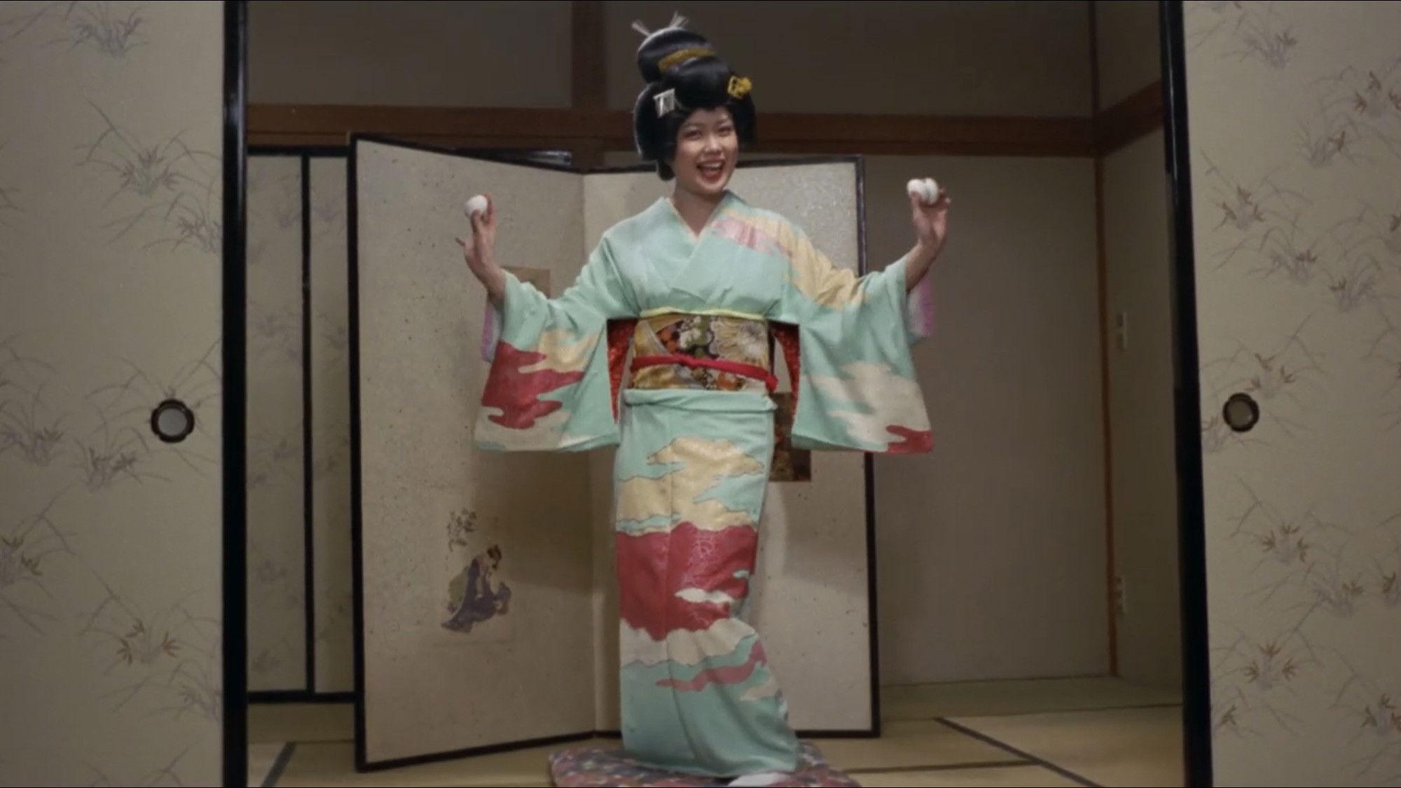 温泉芸者 湯舟で一発