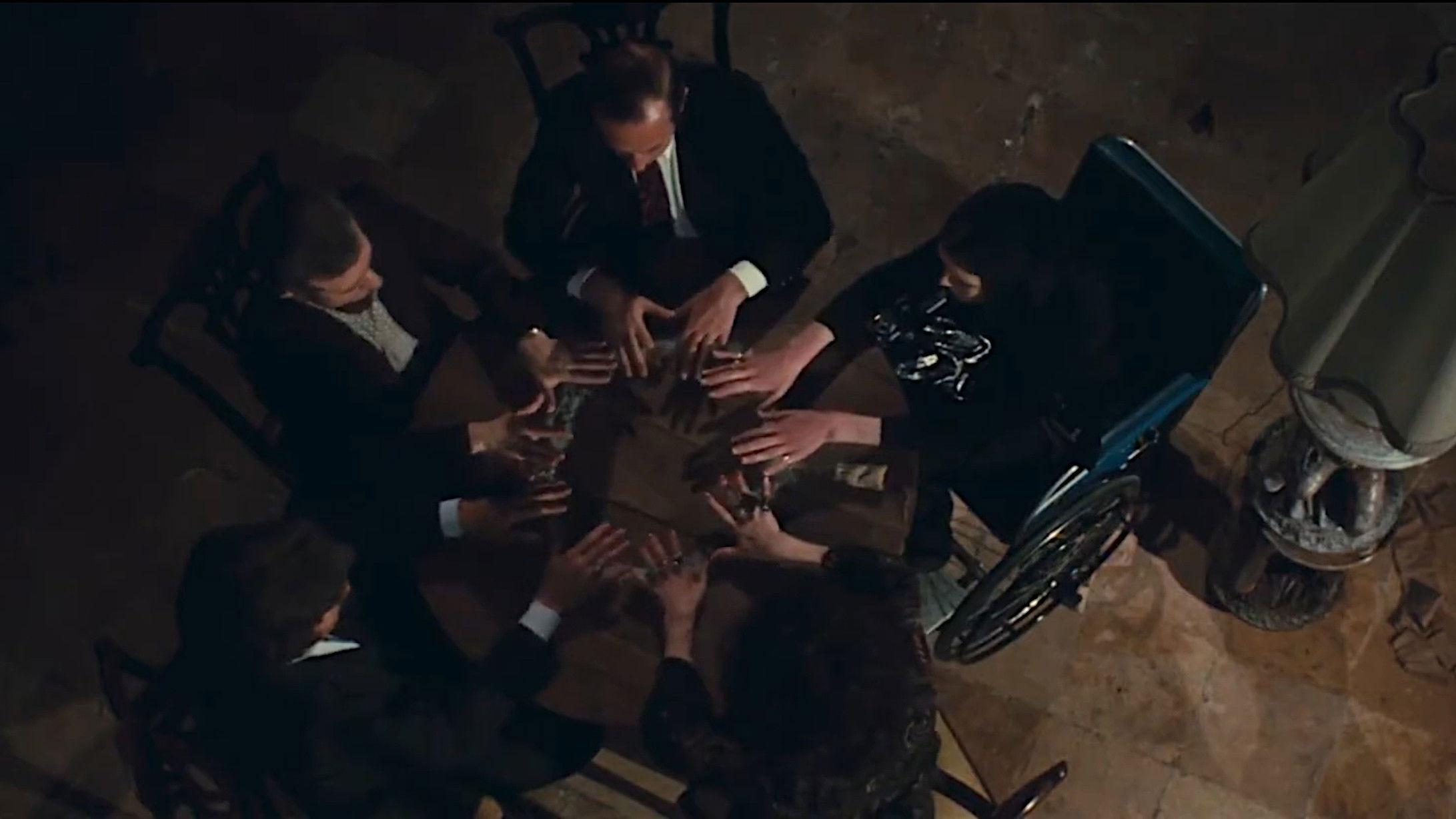 La notte che Evelyn uscì dalla tomba