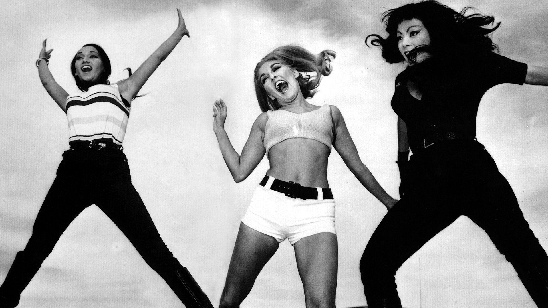 Szybciej, koteczku! Zabij! Zabij!!