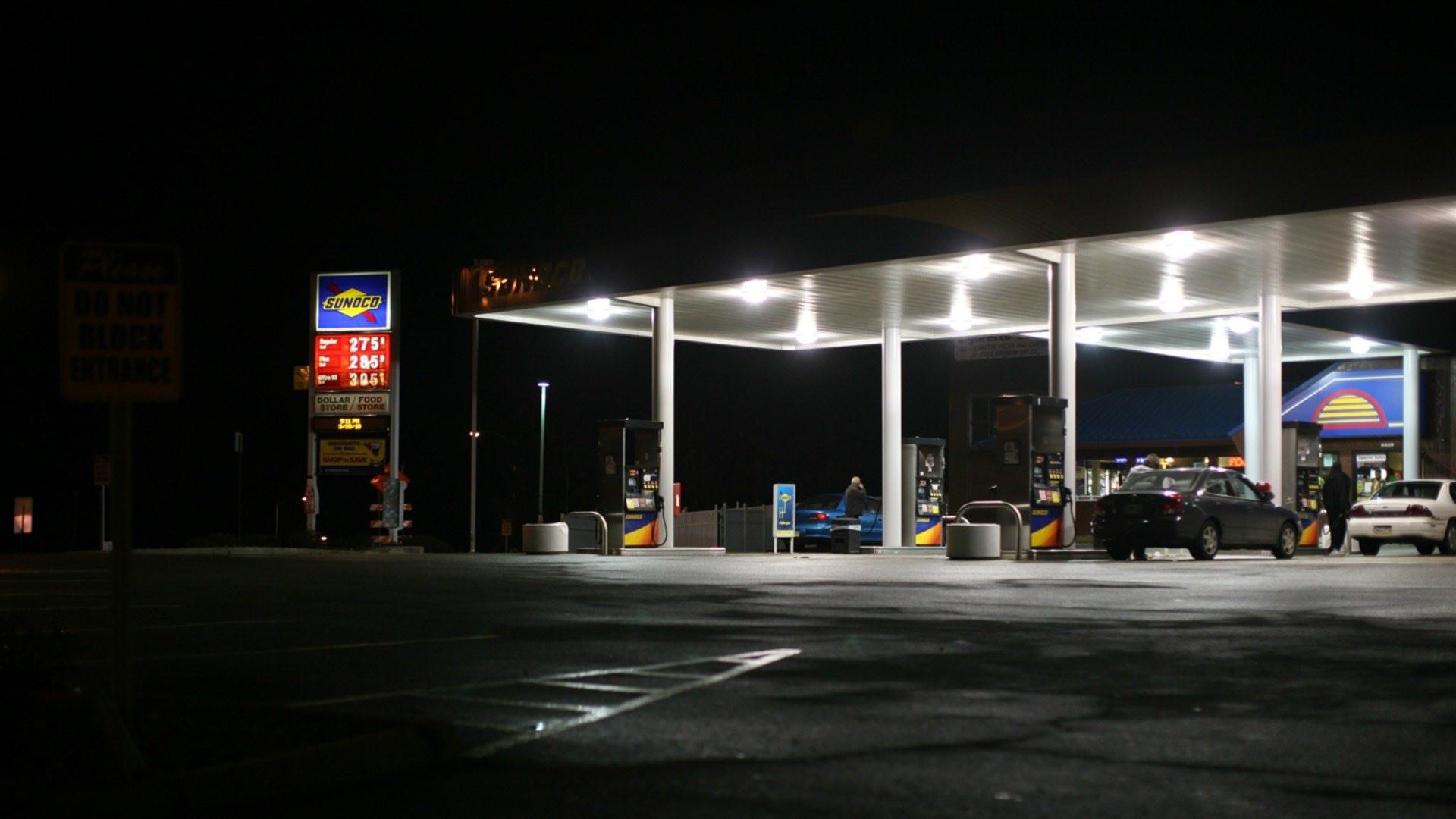Gas