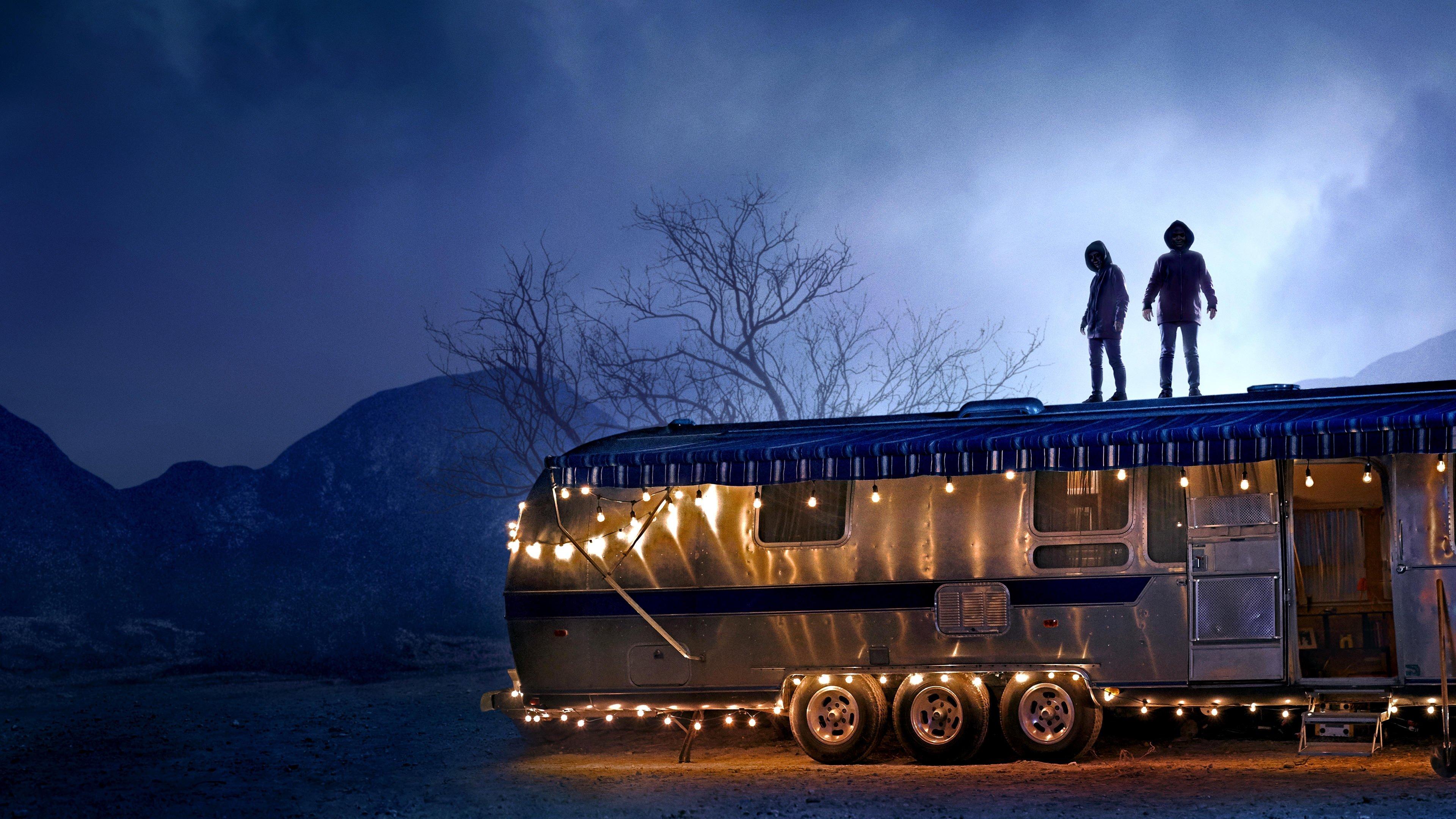 Into the Dark 9: They Come Knocking