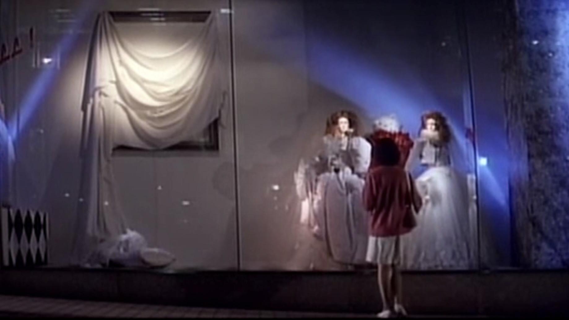 ビニール本の女 密写全裸