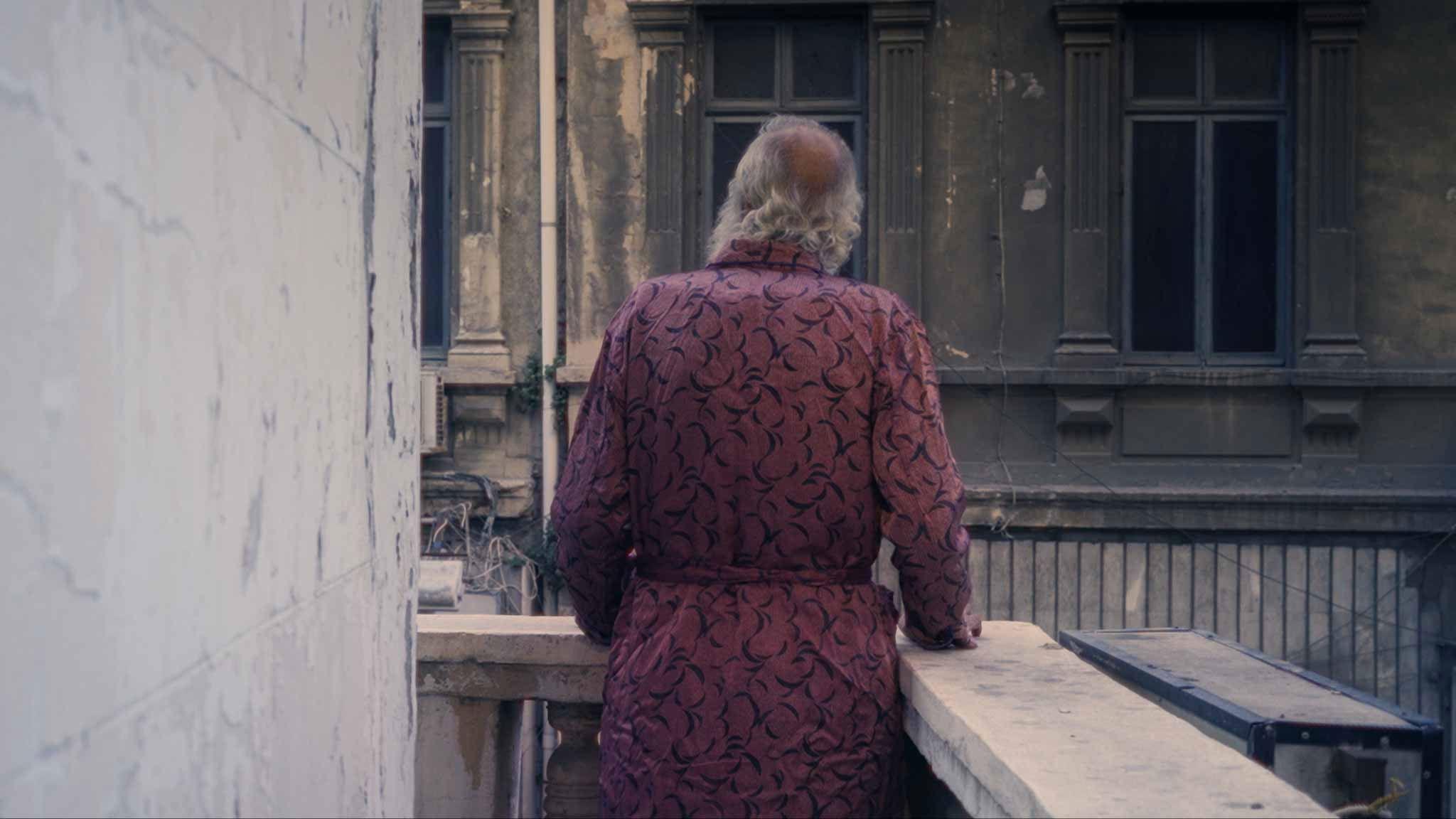 عن أشياء لا أعرفها