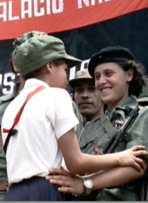 Mujeres en armas