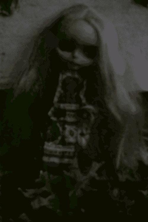 A Day in the Life of a Blythe Doll