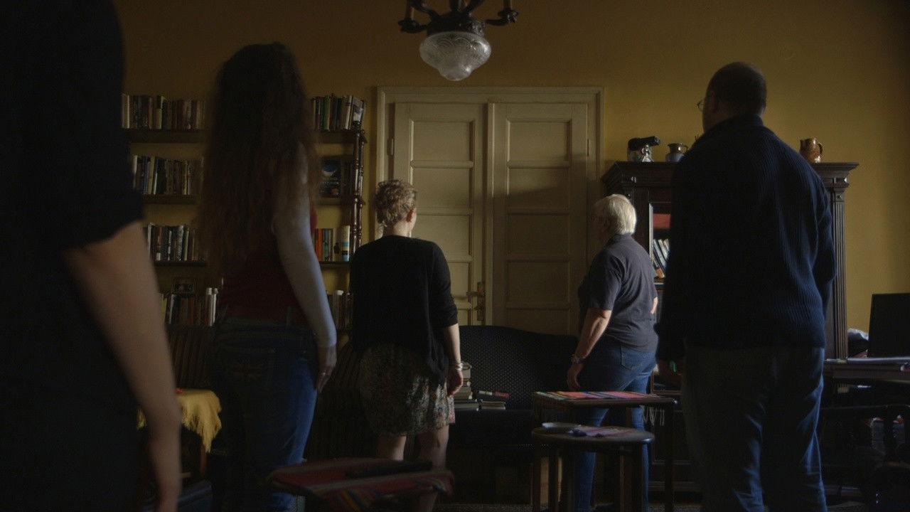 Po drugiej stronie drzwi