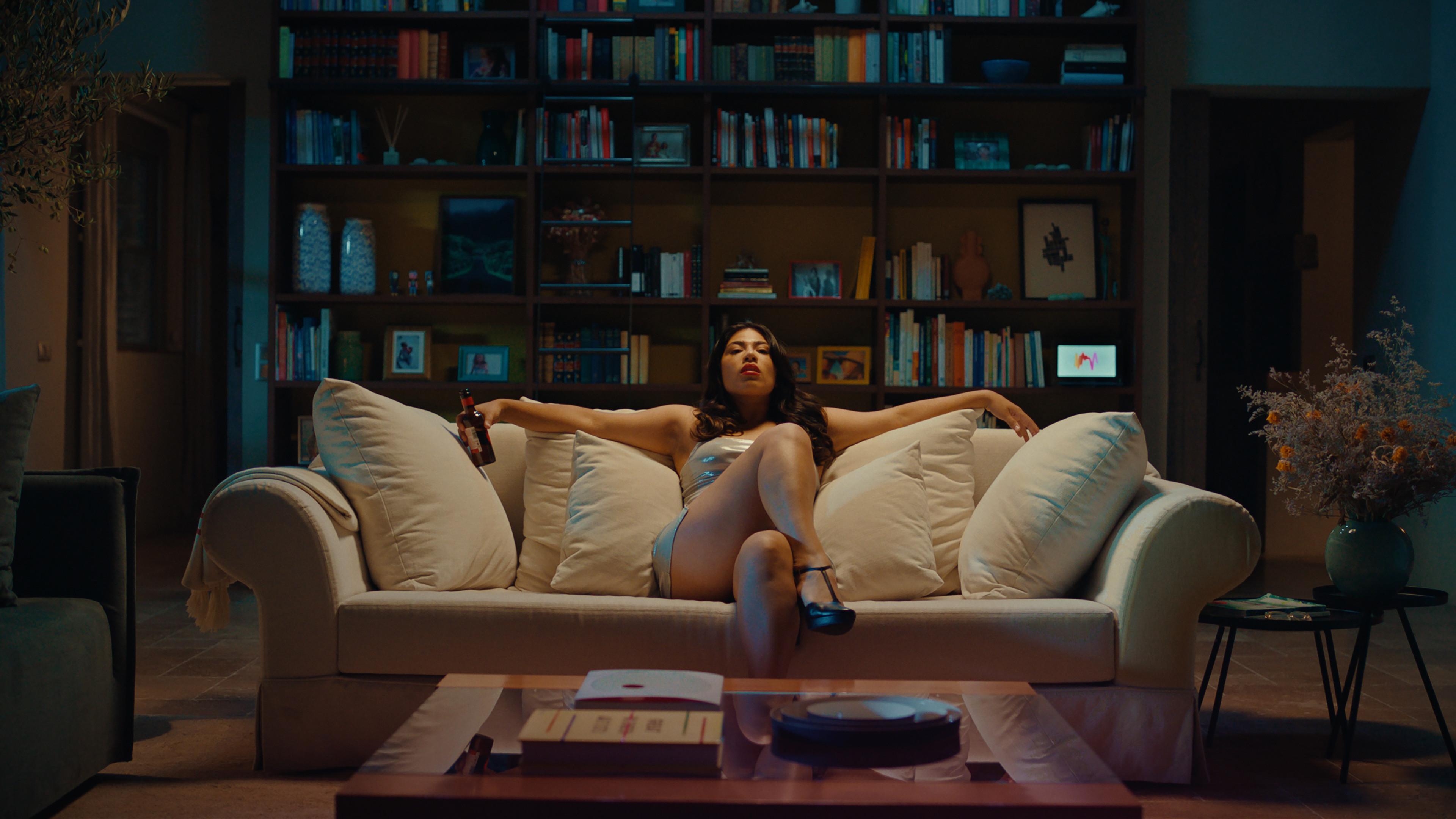 Milcząca pokojówka