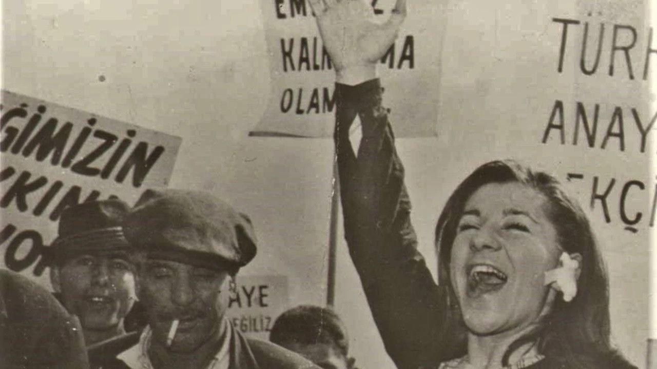 Karanlıkta Uyananlar