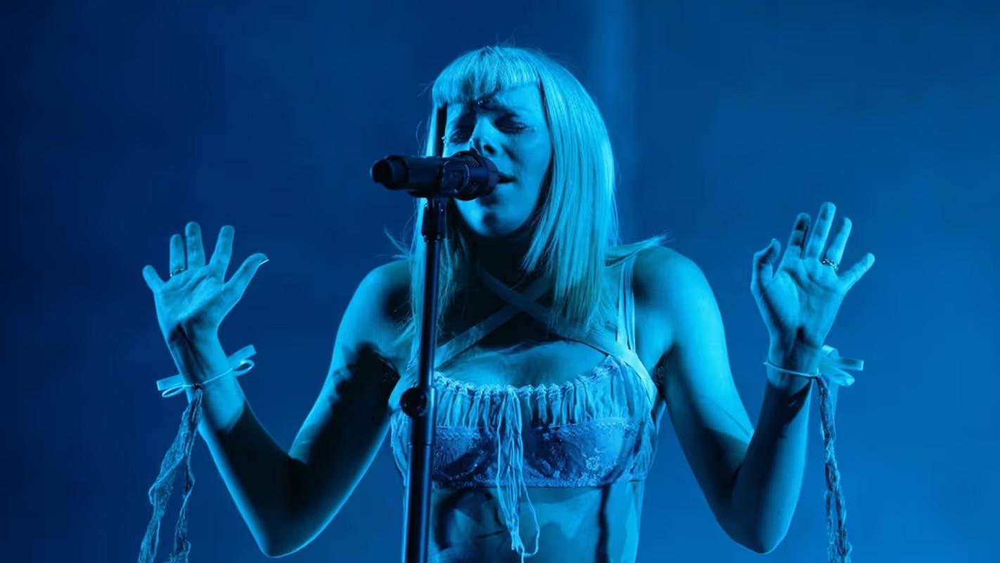 AURORA: What Happened to the Earth? Live From Mexico City