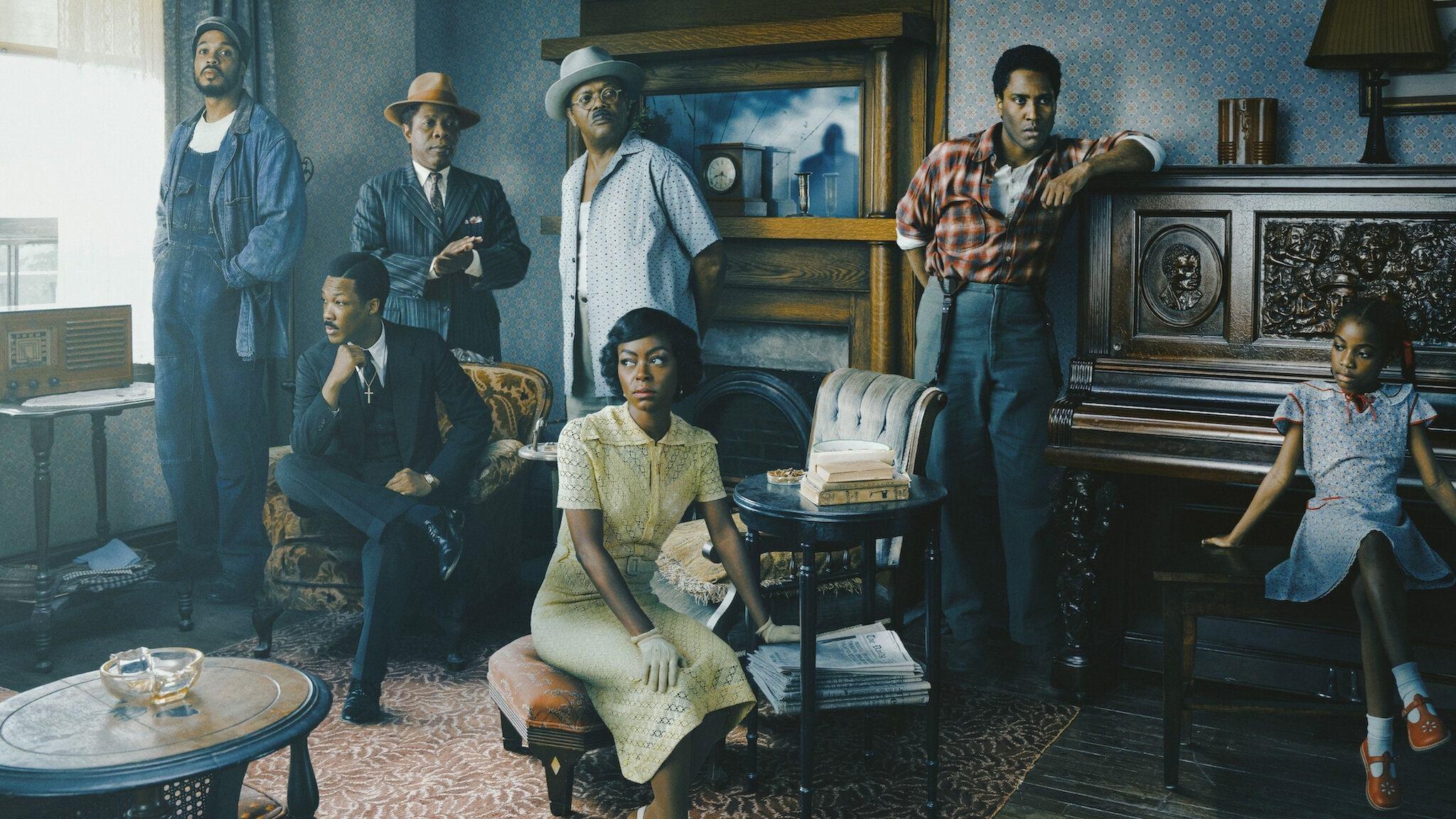 Lekcja gry na pianinie